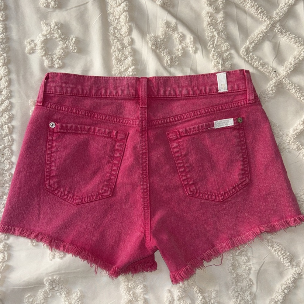 7 For All Mankind women’s shorts - Picture 2 of 4